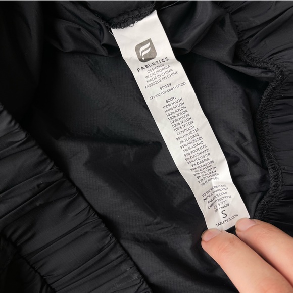 FABLETICS Ziva Jacket New With No Tag Size S - Picture 13 of 13